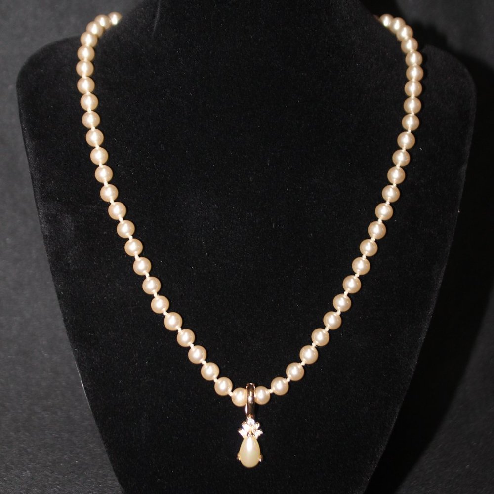 Vintage Faux Pearl Necklace with Pearl & Rhinestone Pendant Signed Roman